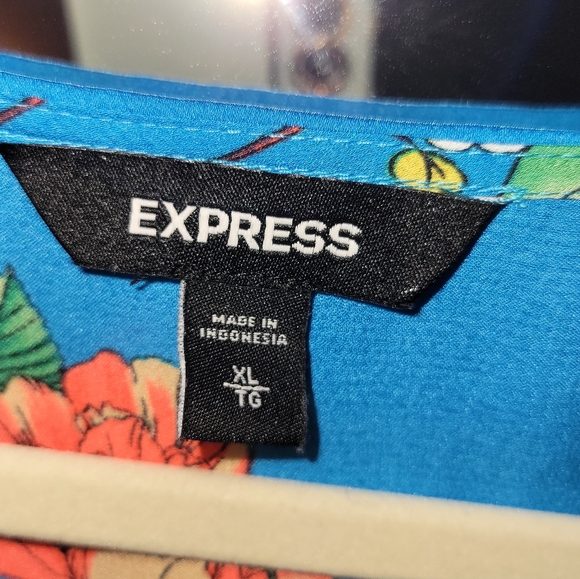 Express Floral Blue Women's Top - Picture 3 of 6